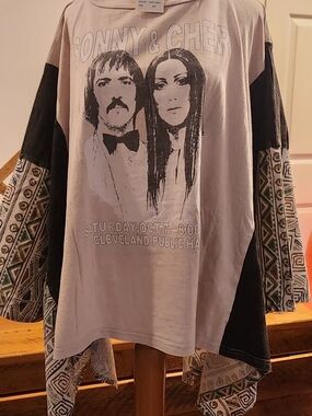 Sonny & Cher Graphic Tunic Tee with Patterned Sleeves - White & Black